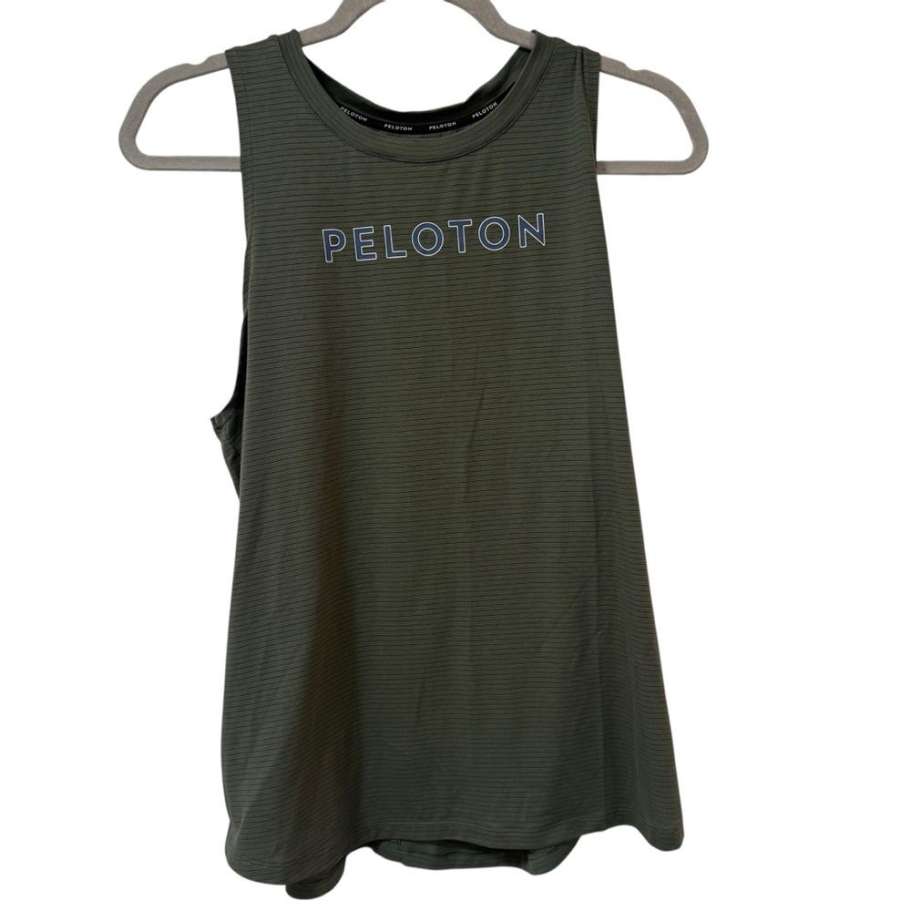 Peloton Women's ribbed open back performance tank green size LARGE